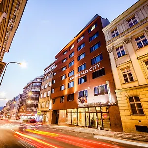 4* Otel Archibald